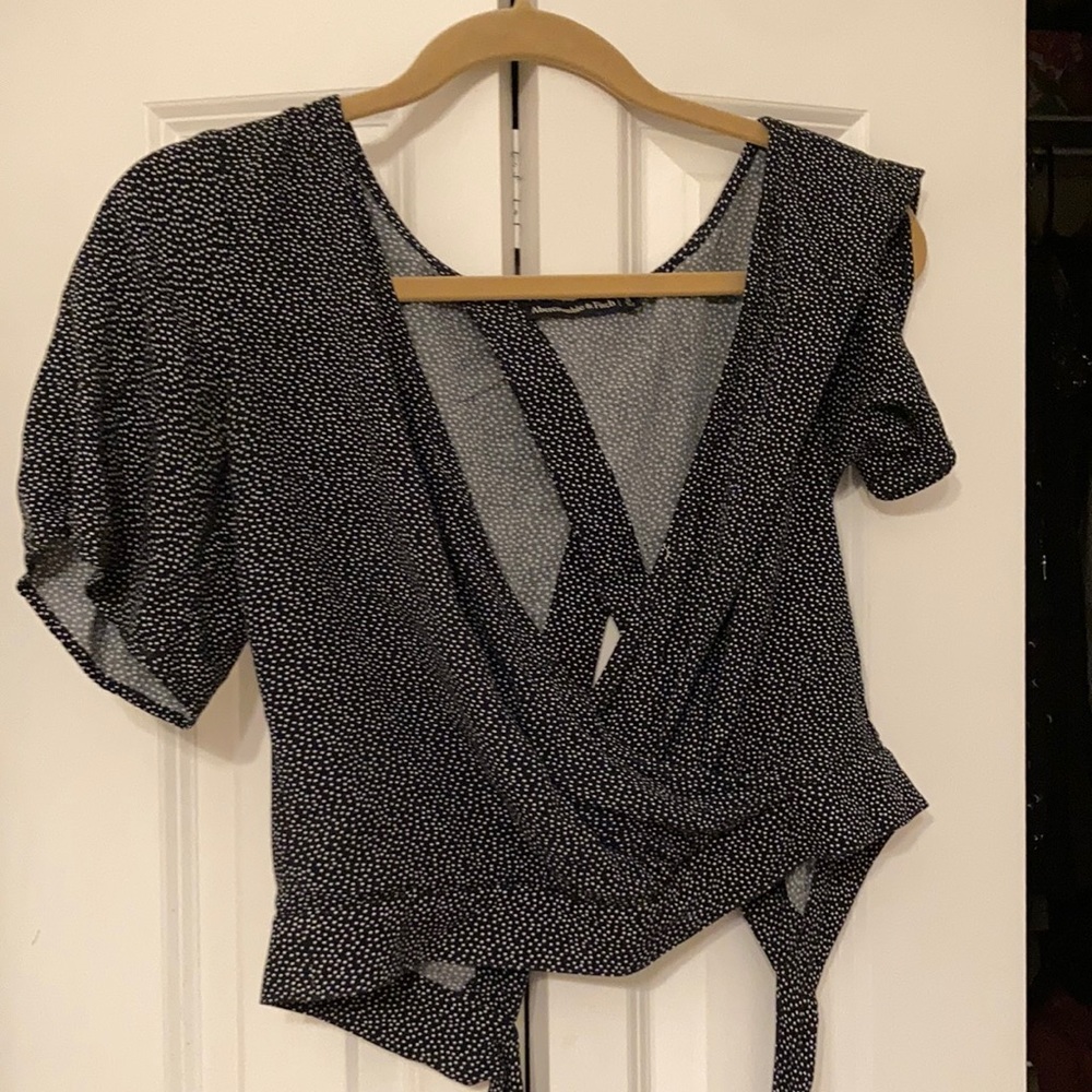 Open back wrap top from Abercrombie - Picture 3 of 5